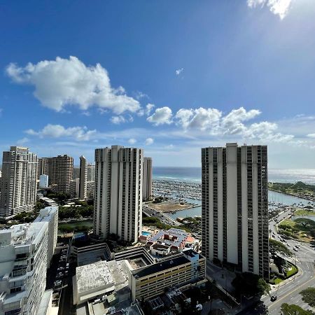Ala Moana Hotel 31St Floor Хонолулу Екстериор снимка